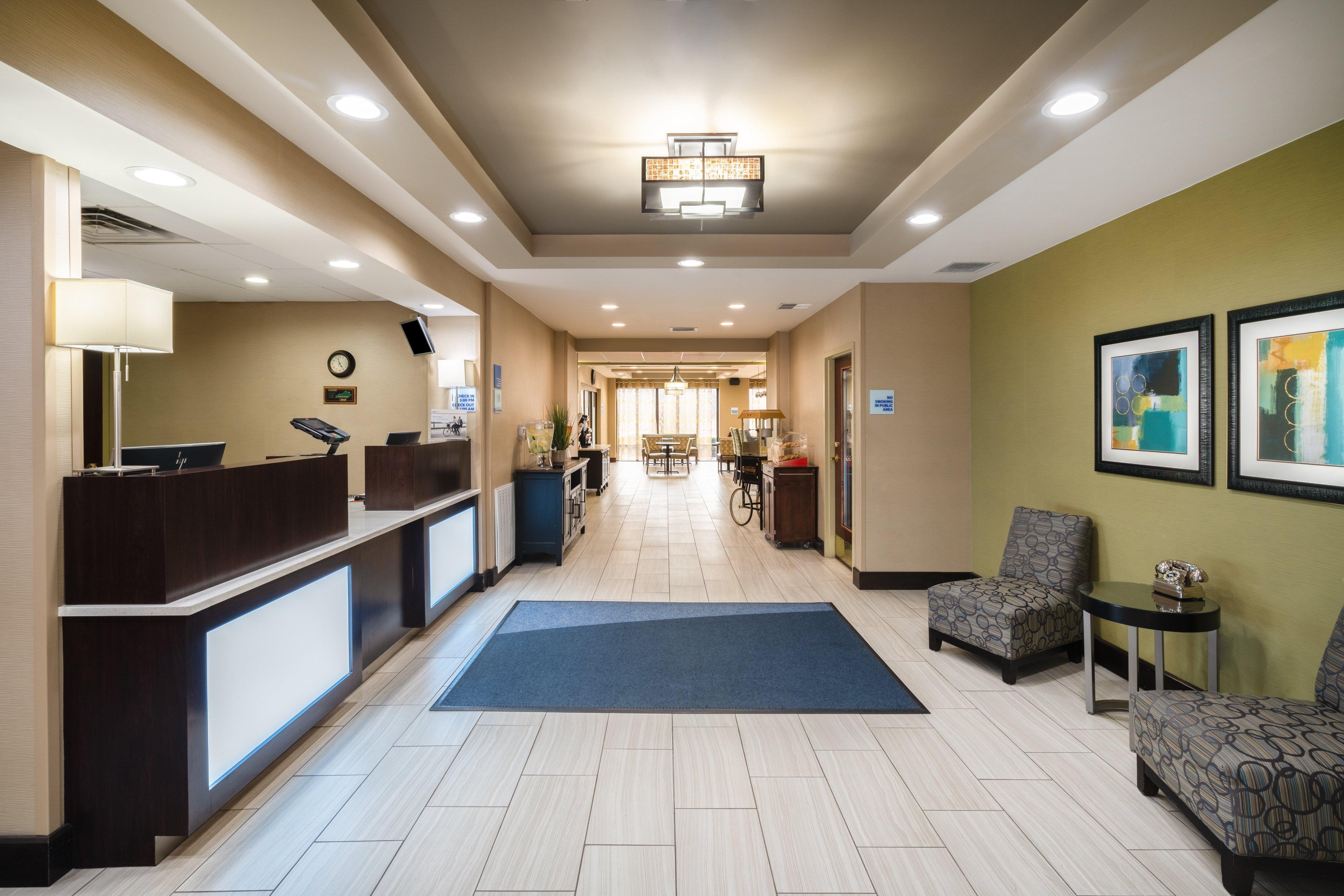 Holiday Inn Express Hotel & Suites Ashland By Ihg Exterior foto