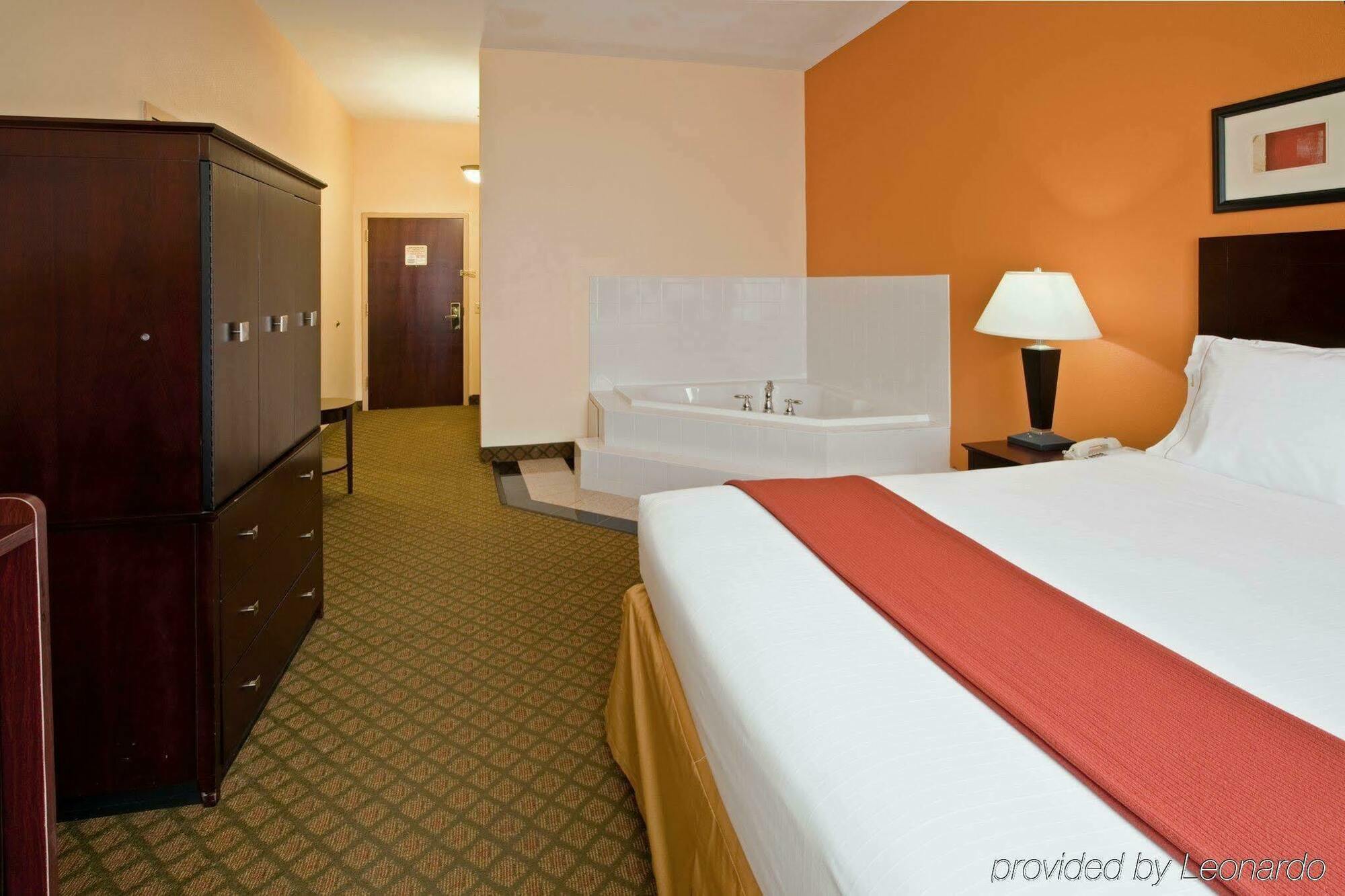 Holiday Inn Express Hotel & Suites Ashland By Ihg Exterior foto