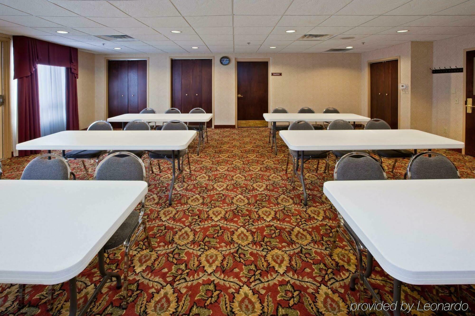 Holiday Inn Express Hotel & Suites Ashland By Ihg Exterior foto